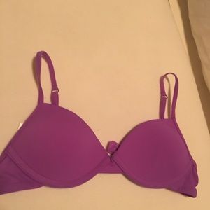 Purple wireless Hanes bra!